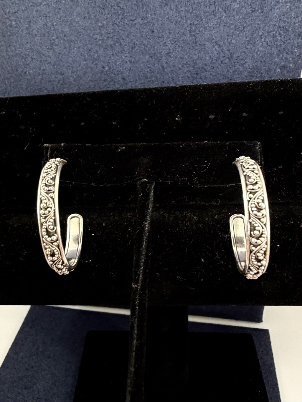 Lois Hill Sterling Silver Filigree Scroll Bali 1.25” Hoop Post Earrings